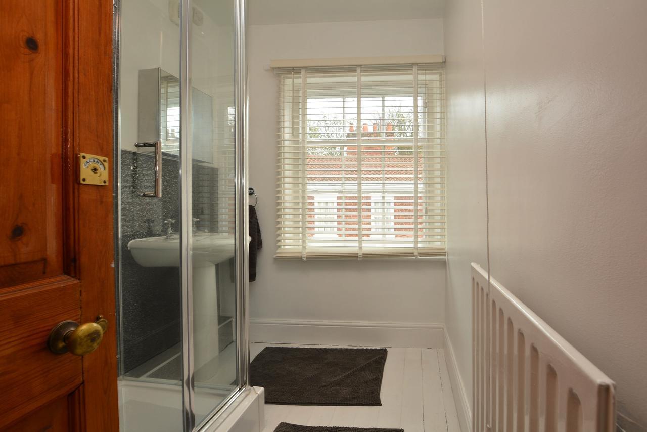 The Location- 1 Free Private Parking Space - 60 Second Walk 2 Minster! York Dış mekan fotoğraf